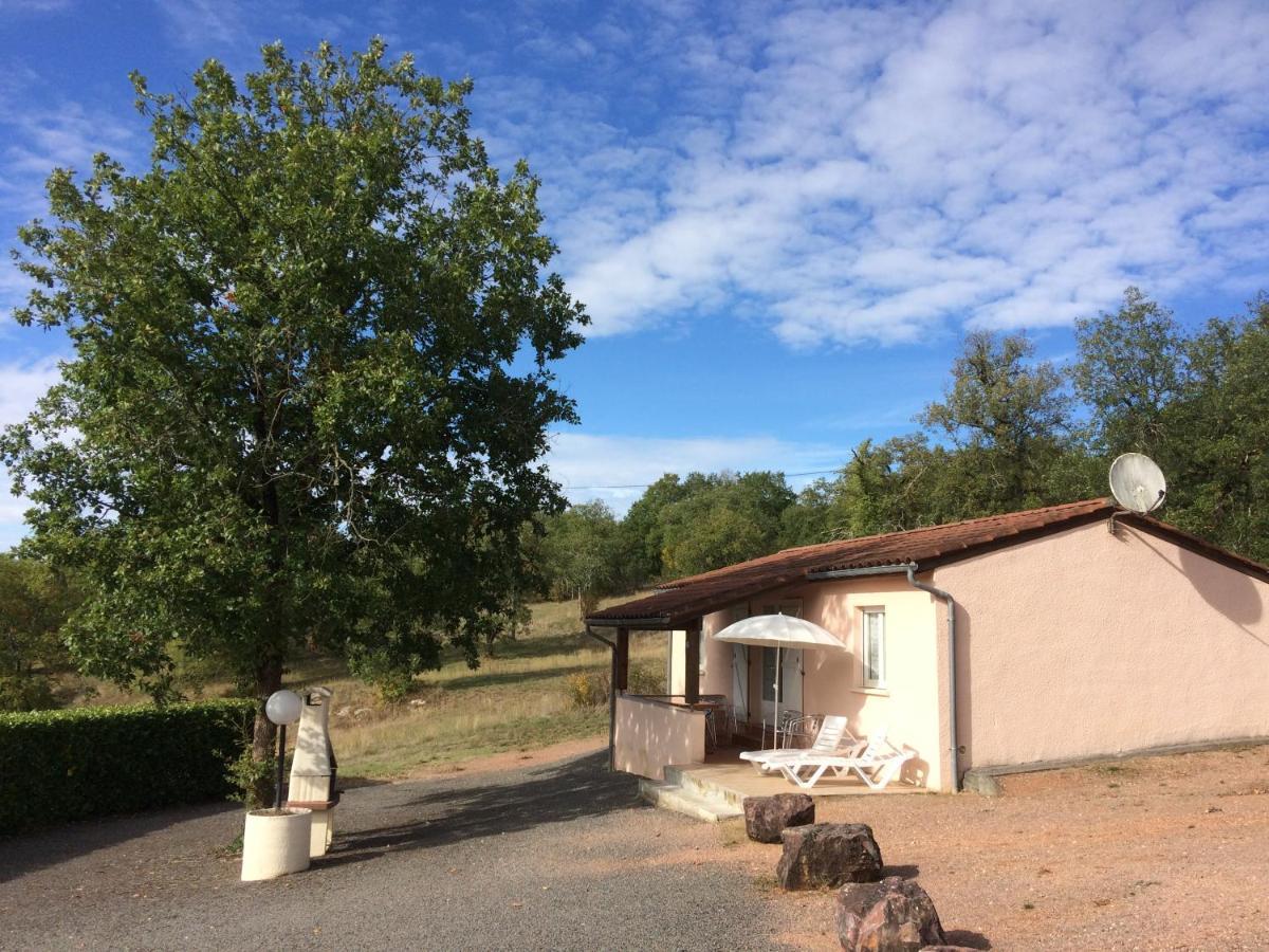 Les Sentiers Du Causse Hotel Lentillac du Causse Exterior photo